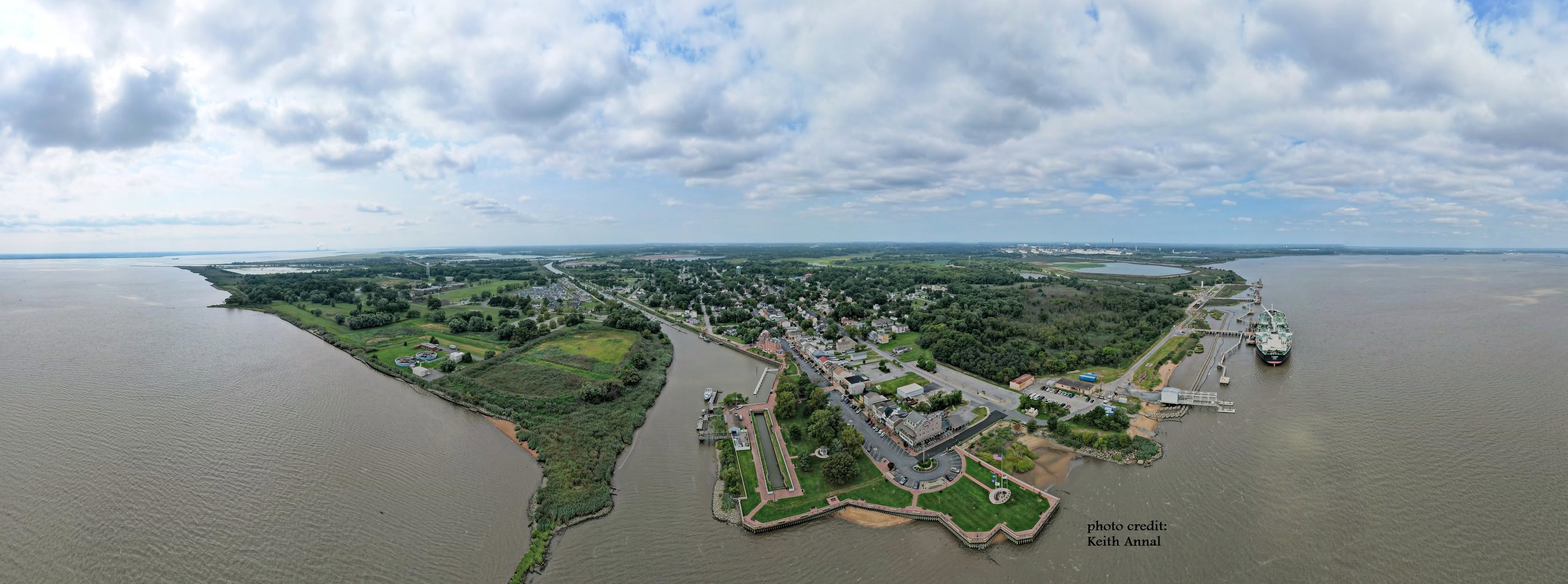 Panoramic aerial view of Delaware City, the canal and the Delaware River